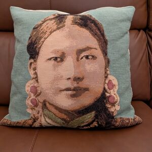 IOSIS Paris Yves Delorme 18" x 18" Ancestor French Tapestry Accent Pillow